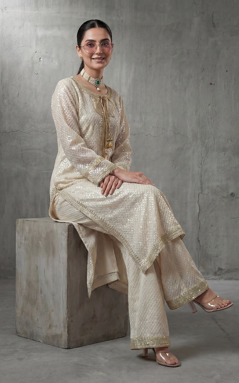 Threads and Motifs | Formal Outfits | 10573, image 7