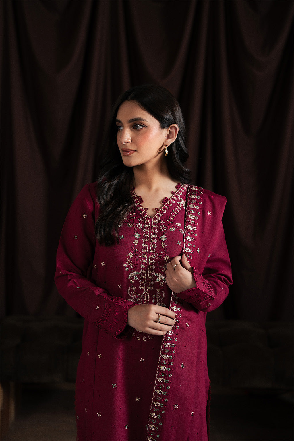 Neeshay | Winter Reverie | Merlot, image 3