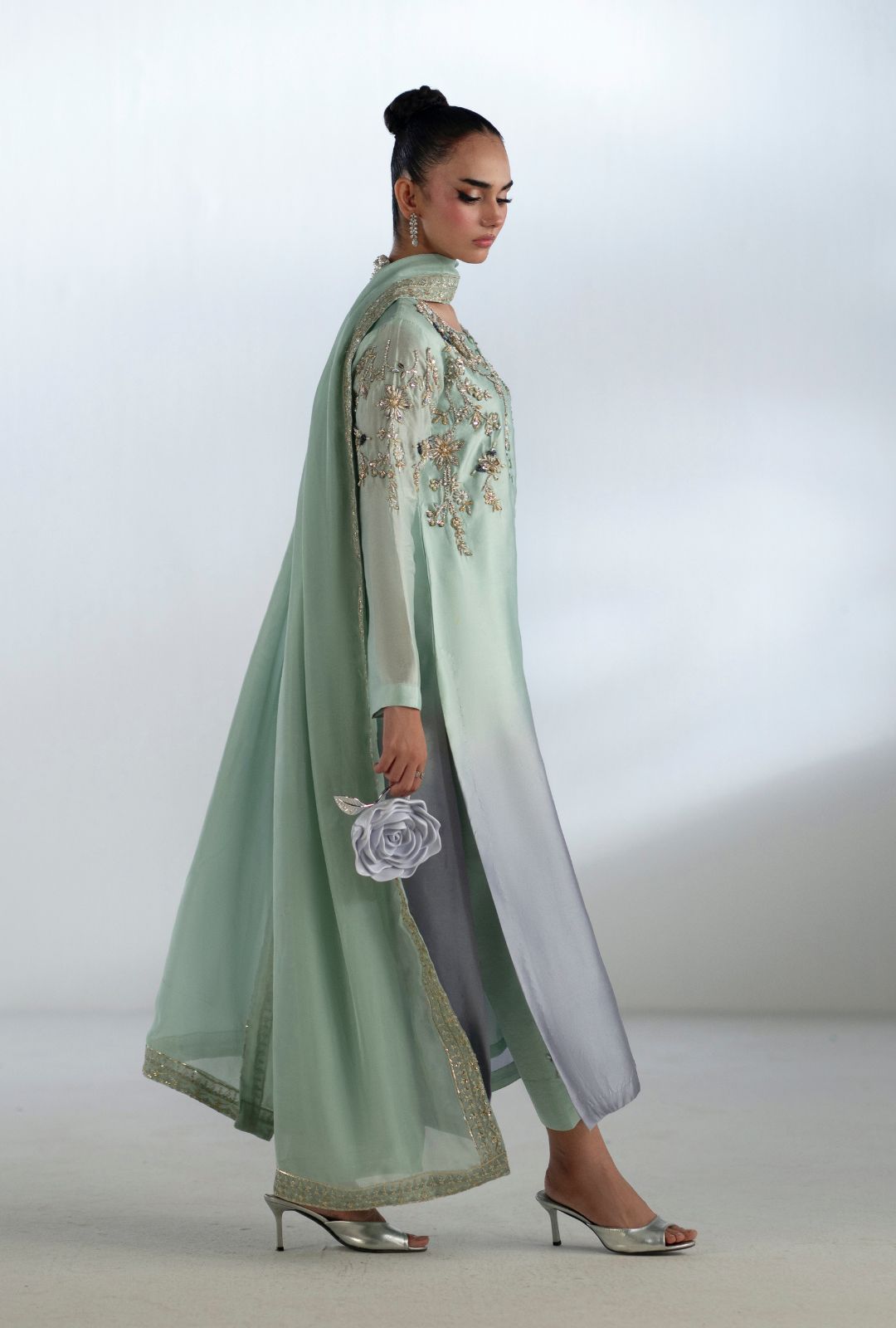 Inayat | Luminae Luxe Pret 25 | Crystal-2
