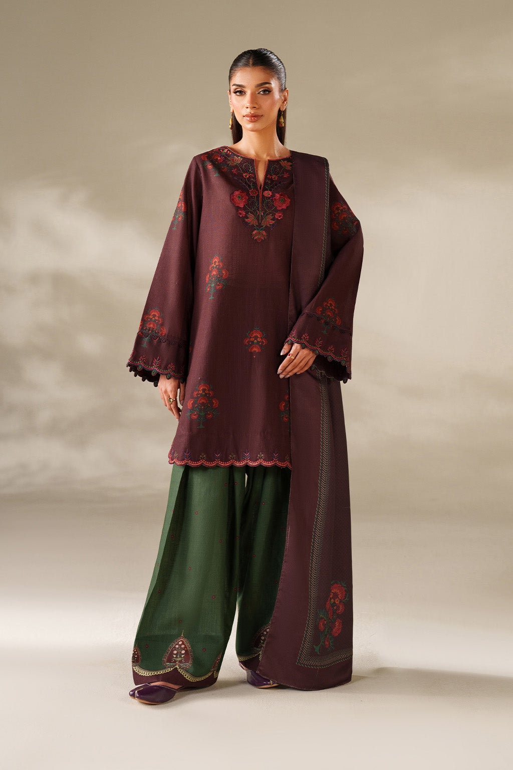 Iznik | Winter Chapter 25 | UE-562 Printed Khaddar