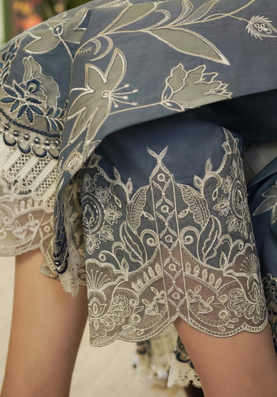 Zarqash | Tresor Luxury Lawn 24 | ZQT 004 THISTLE -  Zarqash Luxury - Original Designer Dress - House of Maryam