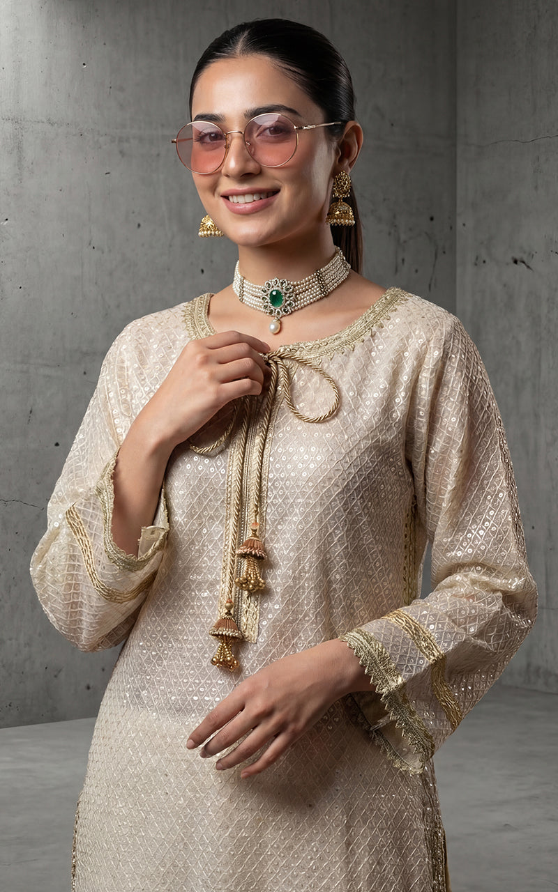Threads and Motifs | Formal Outfits | 10573, image 4