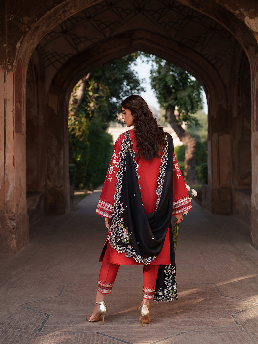 Binilyas | Suroor Eid Pret 26 | 241-B-2