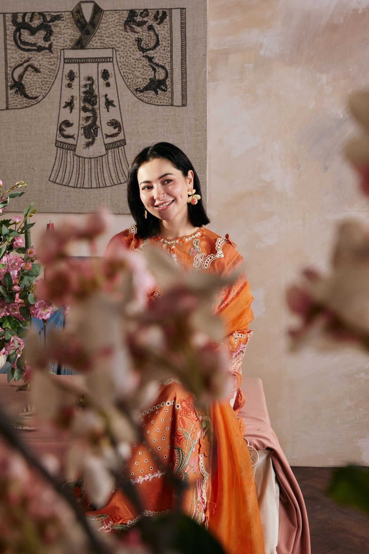 Maryam Hussain | Luxury Lawn 26 Vol 2 | Sharjeena, image 5