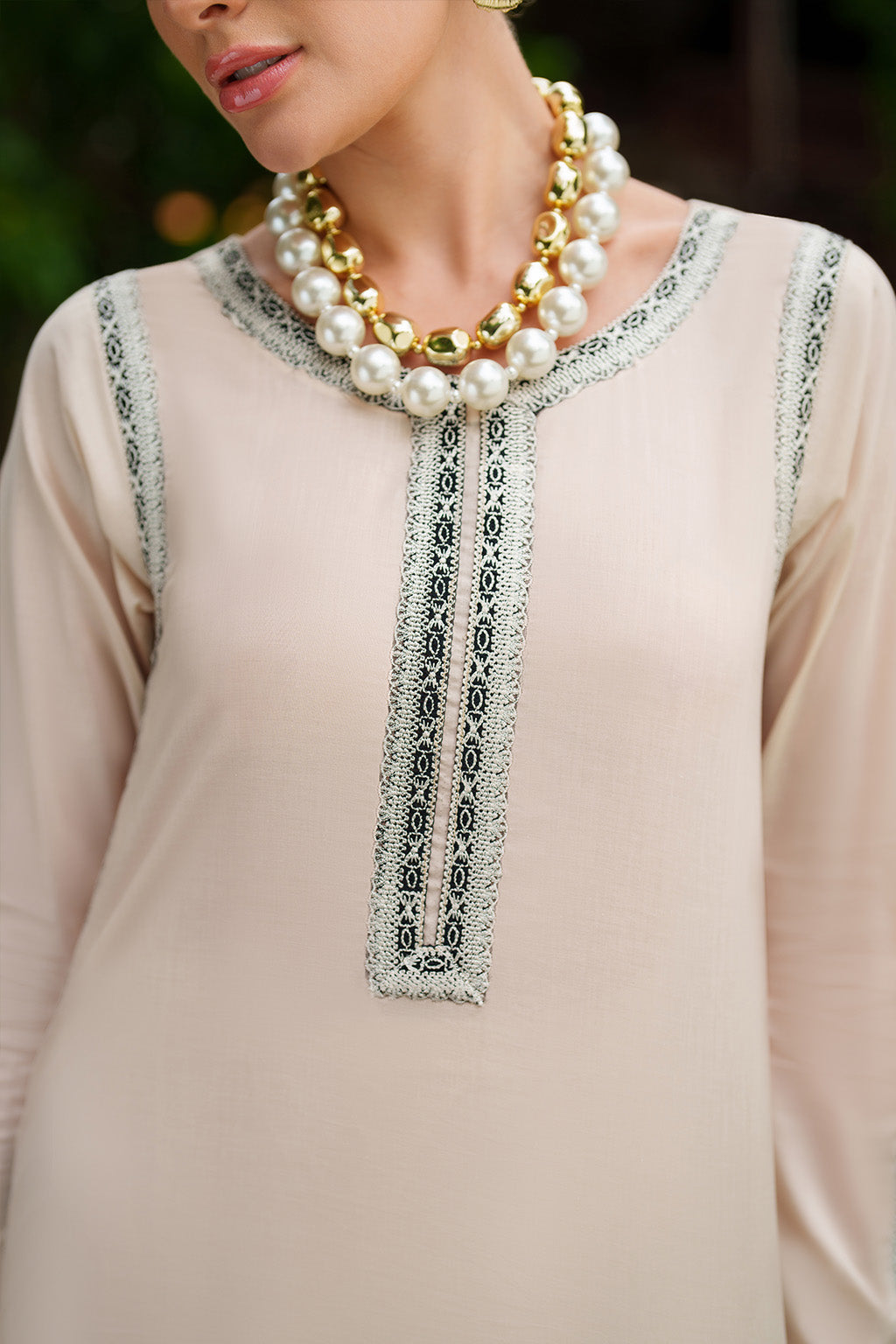 Iznik | lawn 26 | UE-515-5
