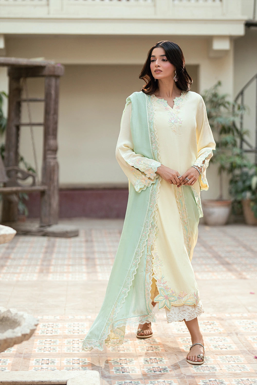 Azure | Vogue Formals | Daisy Dream, image 5