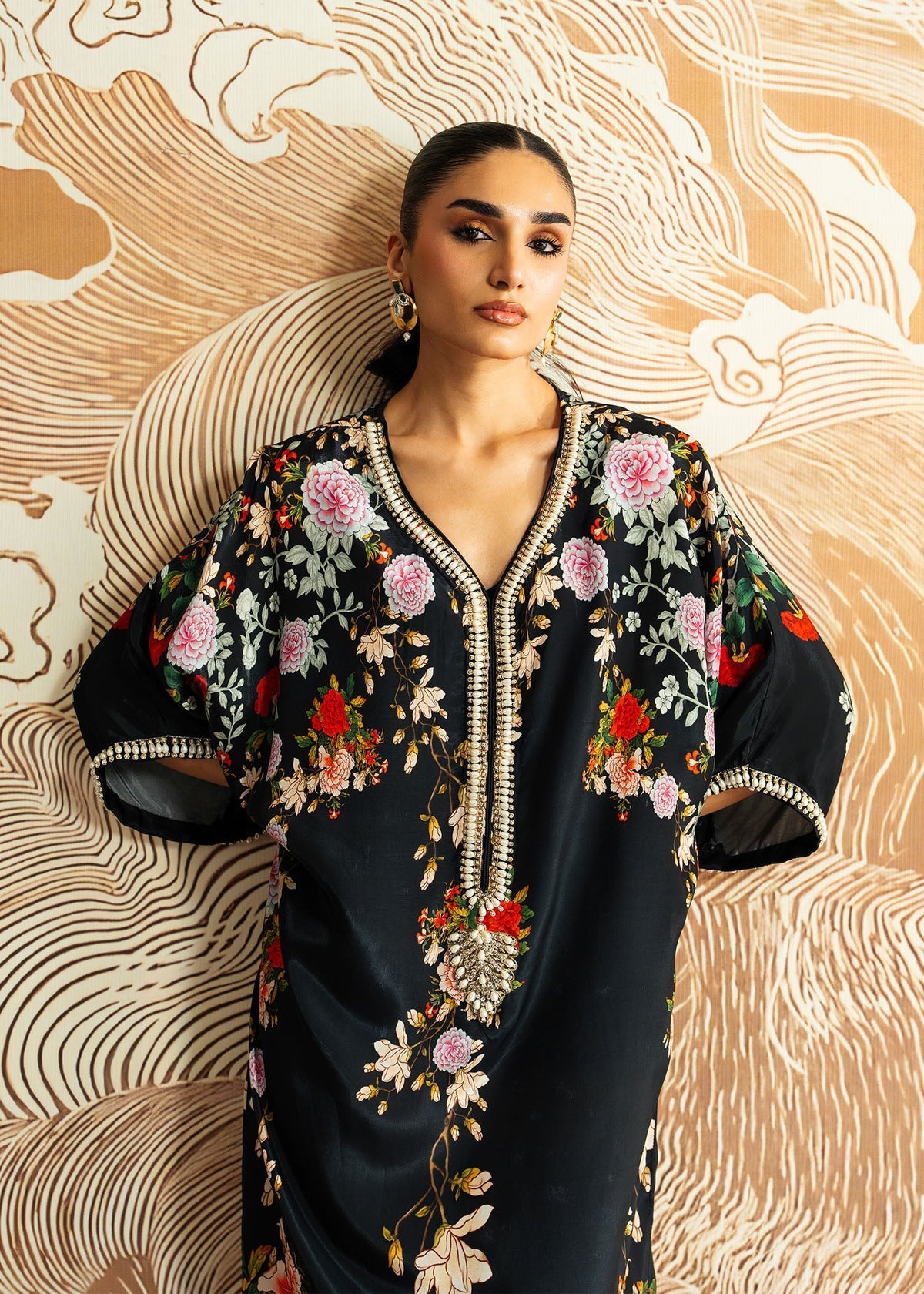 Mahgul | Whispers of Silk | Onyx Garden-4