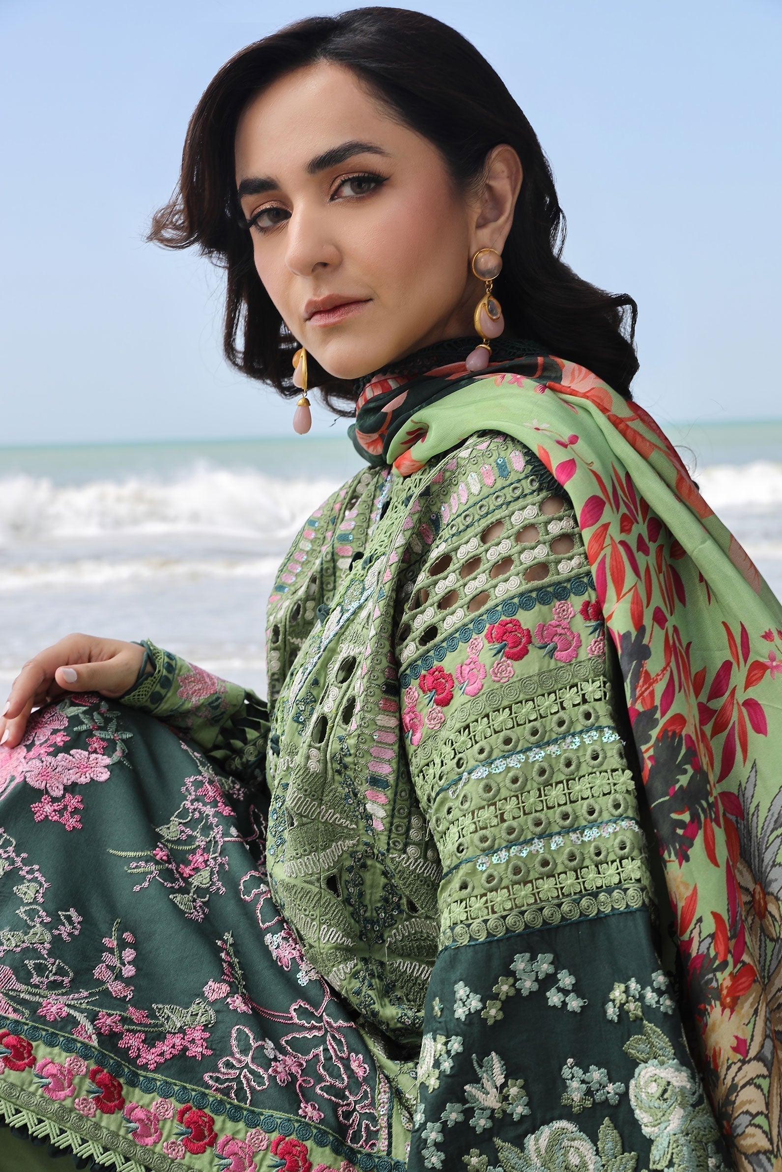 Maryam Hussain | Luxury Lawn 24 | GARDENIA