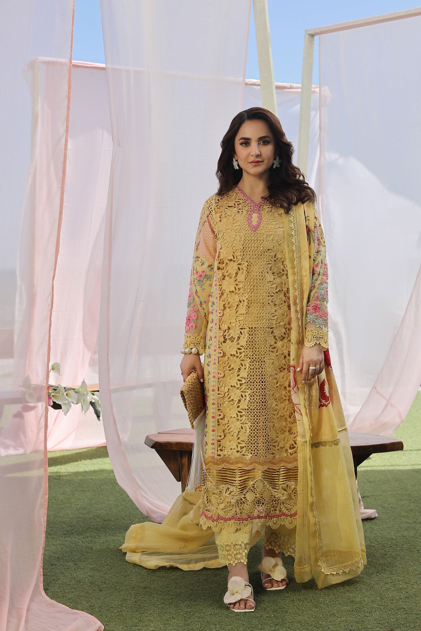 Maryam Hussain | Luxury Lawn 24 | TROPICA