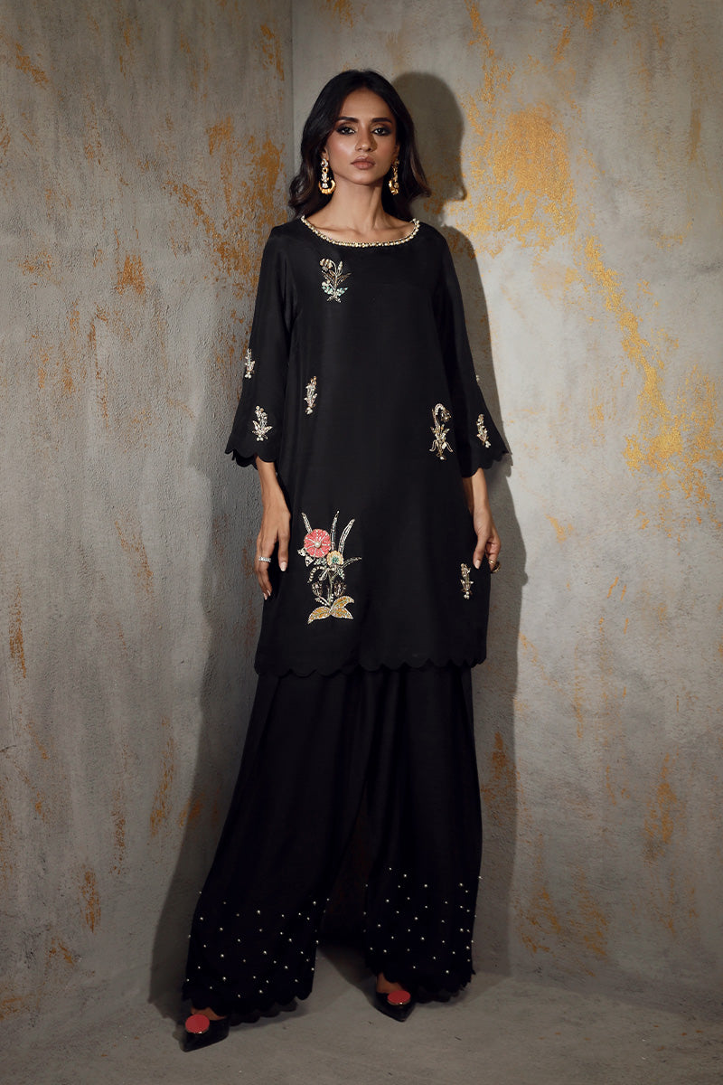 Wardha Saleem | Luxury Pret Fusion Wear | LEISHA -  Wardha Saleem Ladies Clothes - Original Designer Dress - House of Maryam