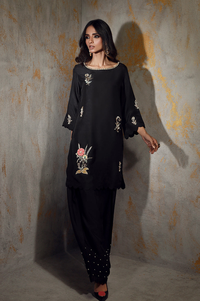Wardha Saleem | Luxury Pret Fusion Wear | LEISHA -  Wardha Saleem Ladies Clothes - Original Designer Dress - House of Maryam