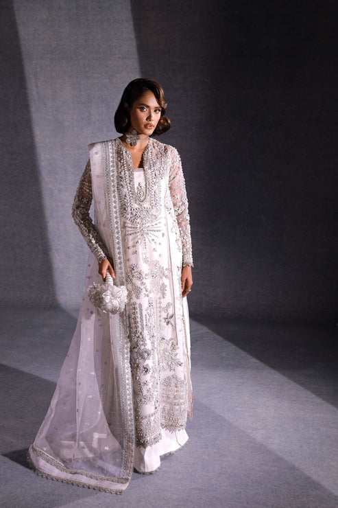 Ezra | Ermina Collection 25 | NOOREH
