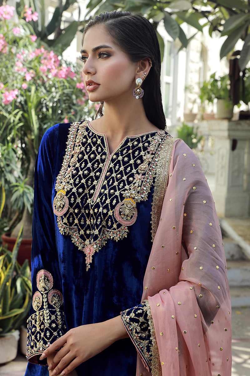 Sana Abbas | Velvet Formals | LOLITE -  Sana Abbas Ladies Clothes - Original Designer Dress - House of Maryam