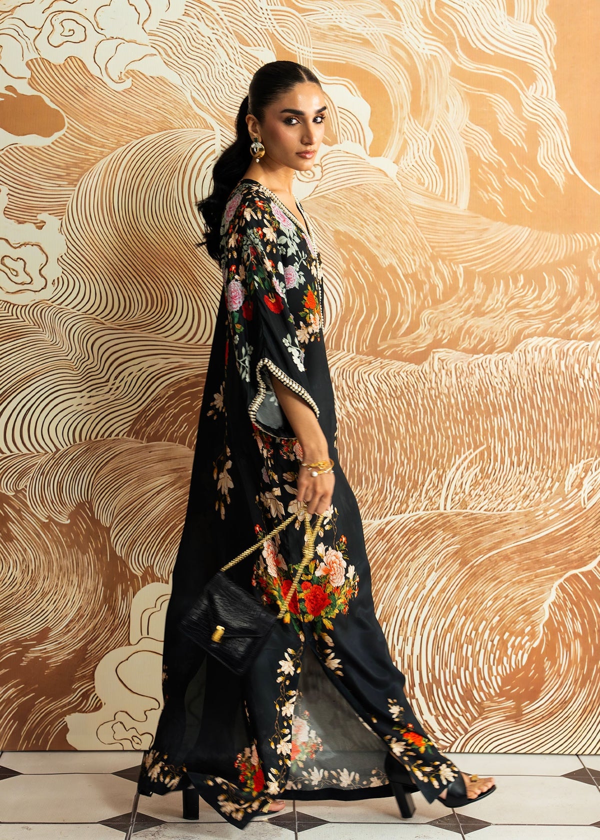 Mahgul | Whispers of Silk | Onyx Garden, image 5