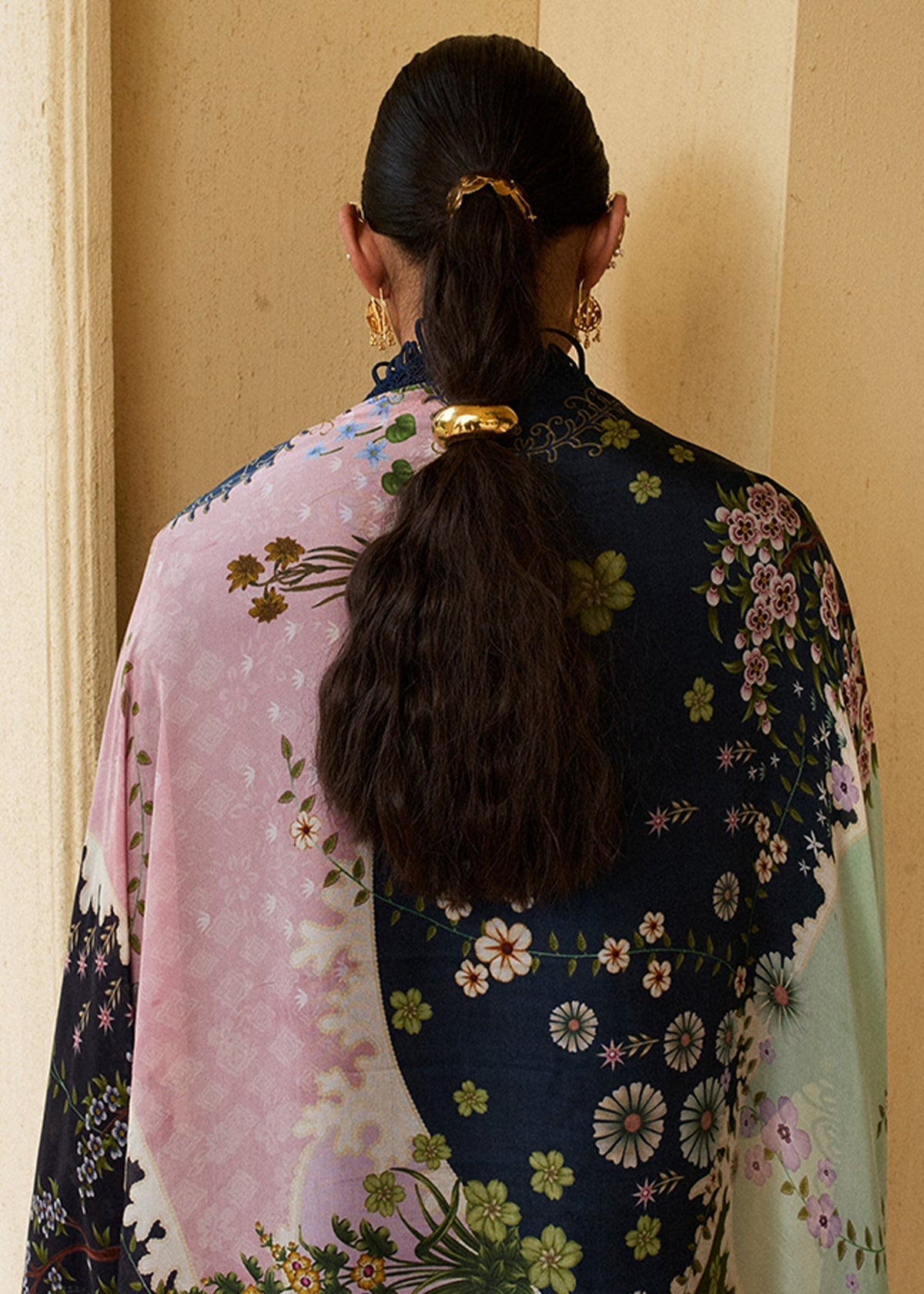 Suffuse Ena deep blue embroidered lawn suit, photo 2