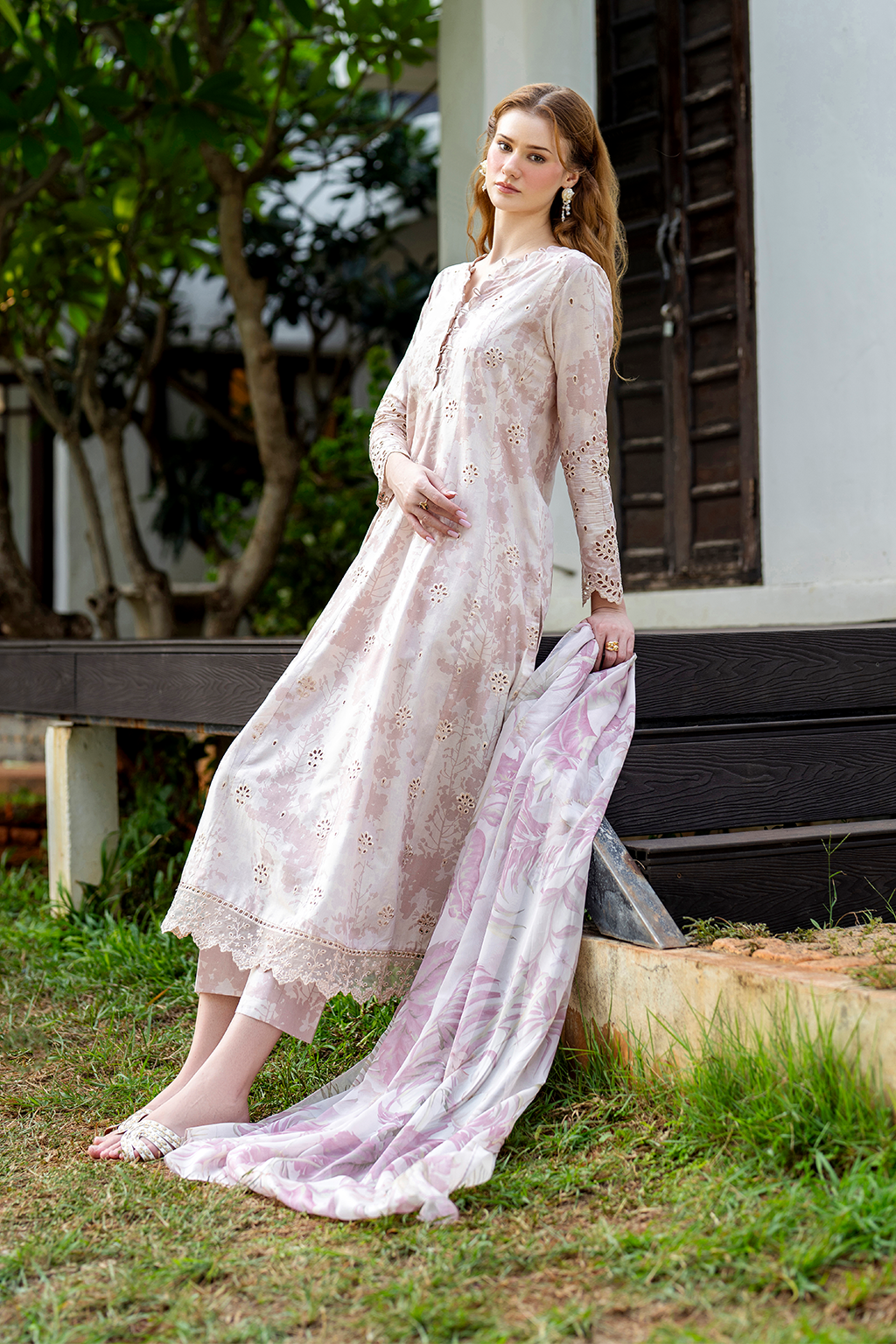 Iznik | lawn 26 | UE-526-5