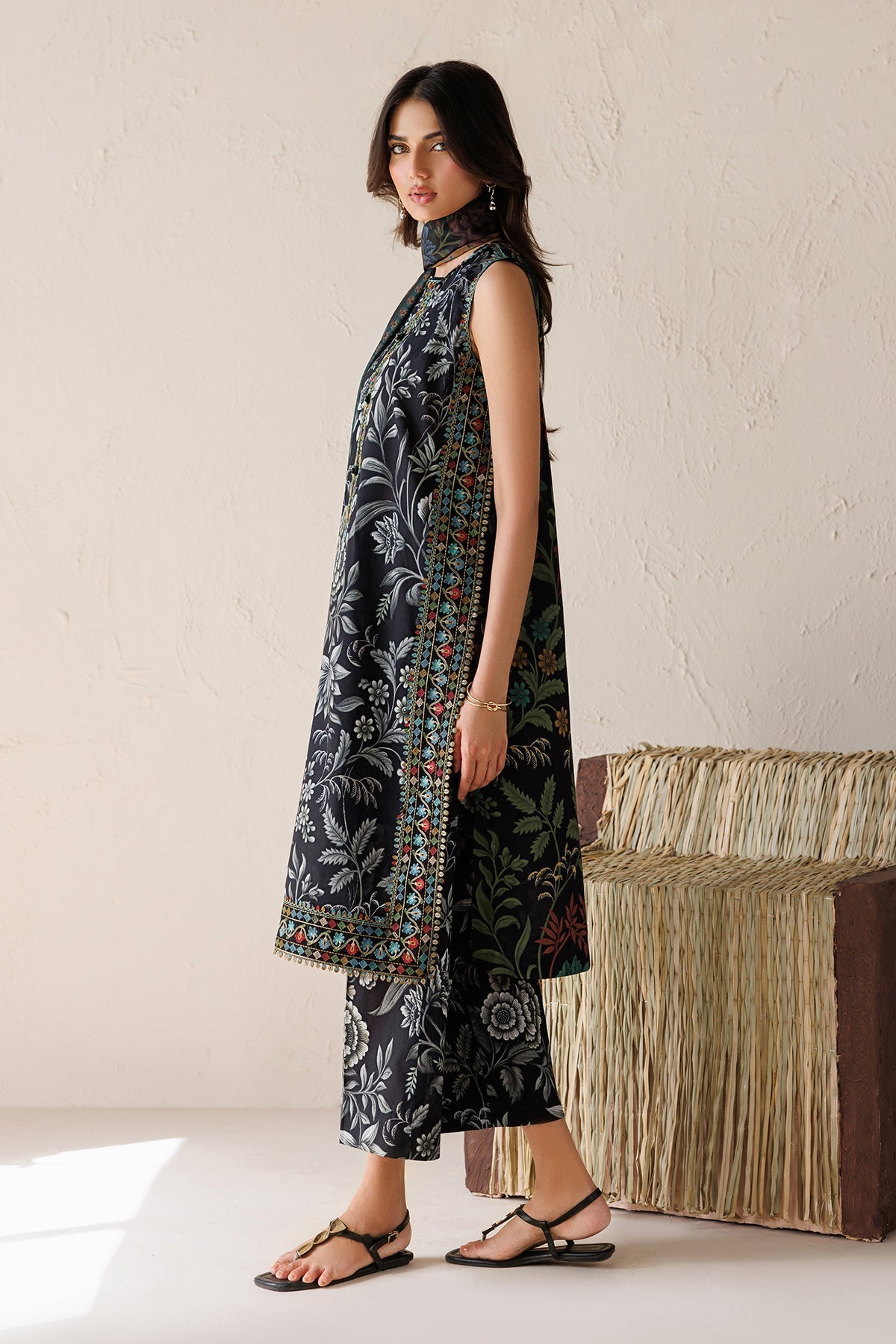 Baroque | Luxury Summer Pret | UF-4516, image 4