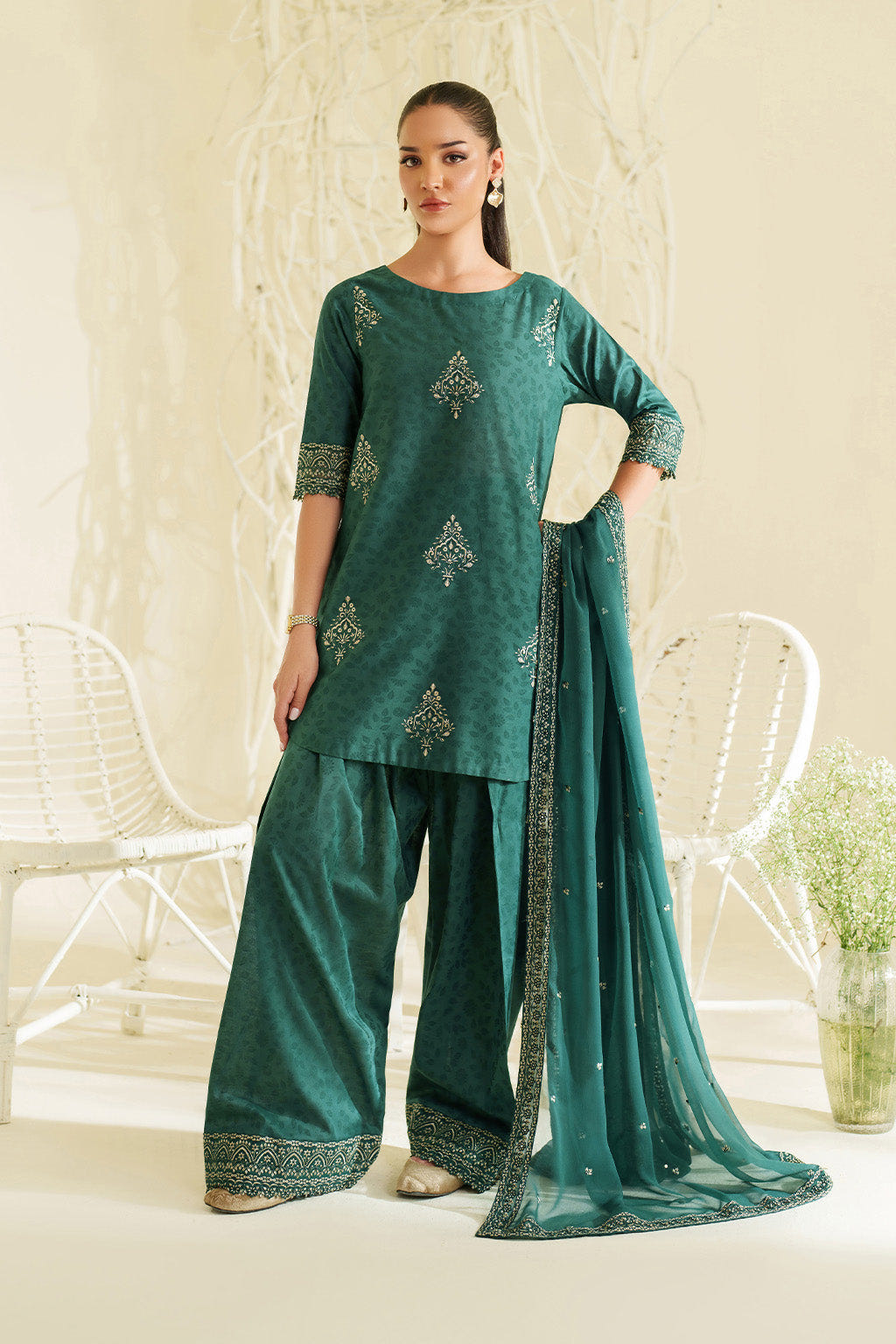 Iznik | lawn 26 | UE-647
