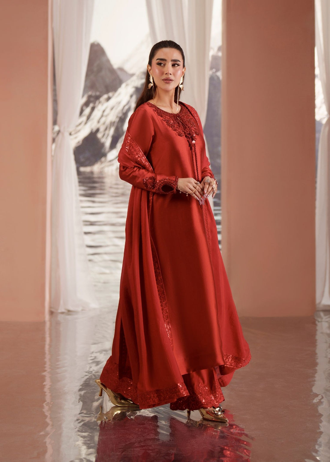 Mehak Yaqoob | Enchante Luxe Edit | Rosin-2