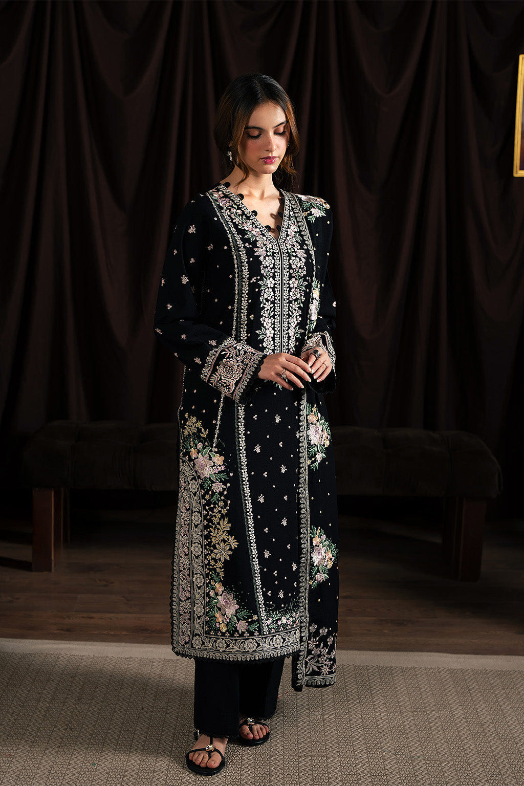Neeshay | Winter Reverie | Velayne