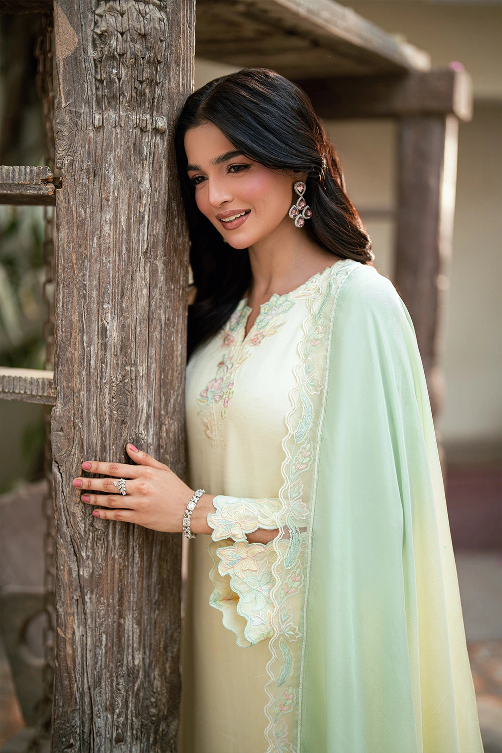 Azure | Vogue Formals | Daisy Dream, image 4