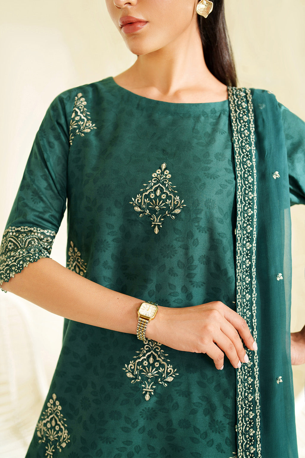 Iznik | lawn 26 | UE-647-4