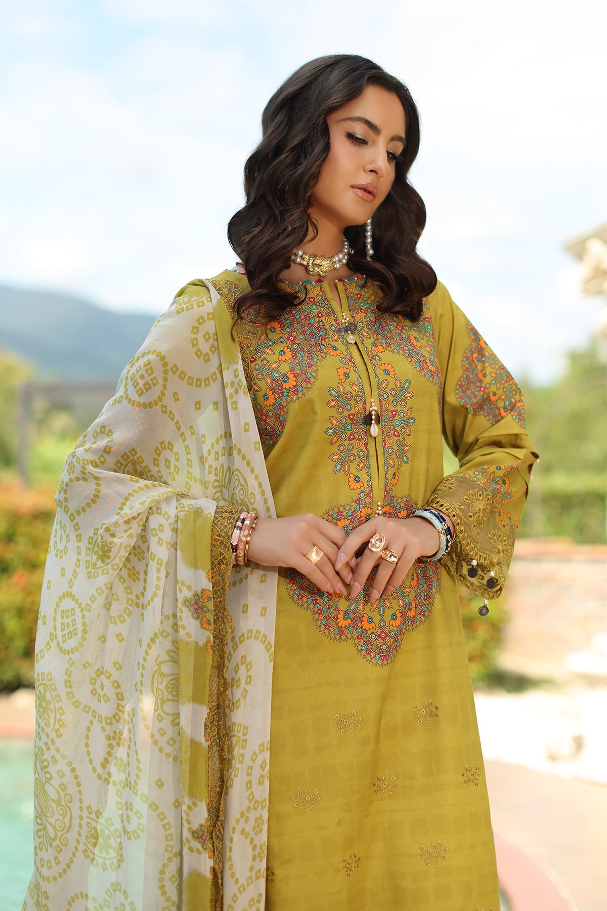 Charizma | Aniq Lawn | AN6-01-3