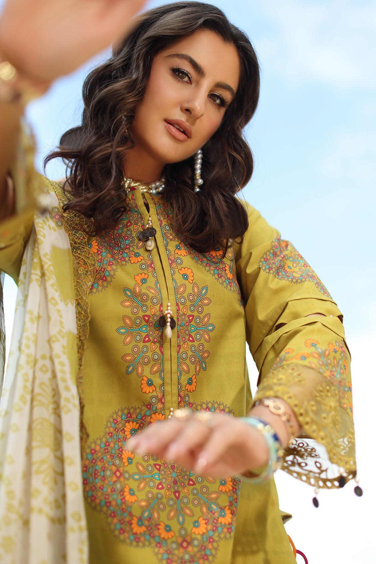 Charizma | Aniq Lawn | AN6-01, image 4