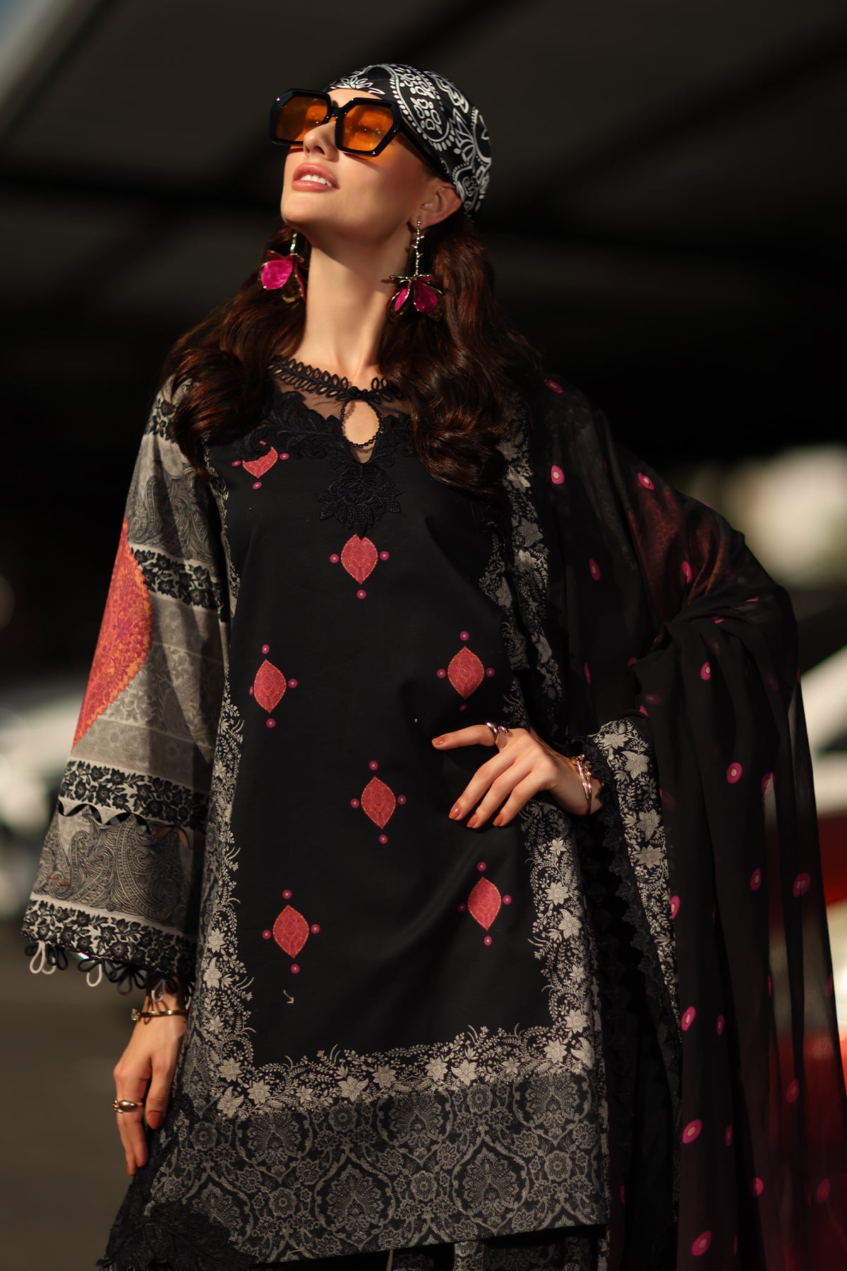 Charizma | Andaaz Lawn 26 | CAD6-05, image 4