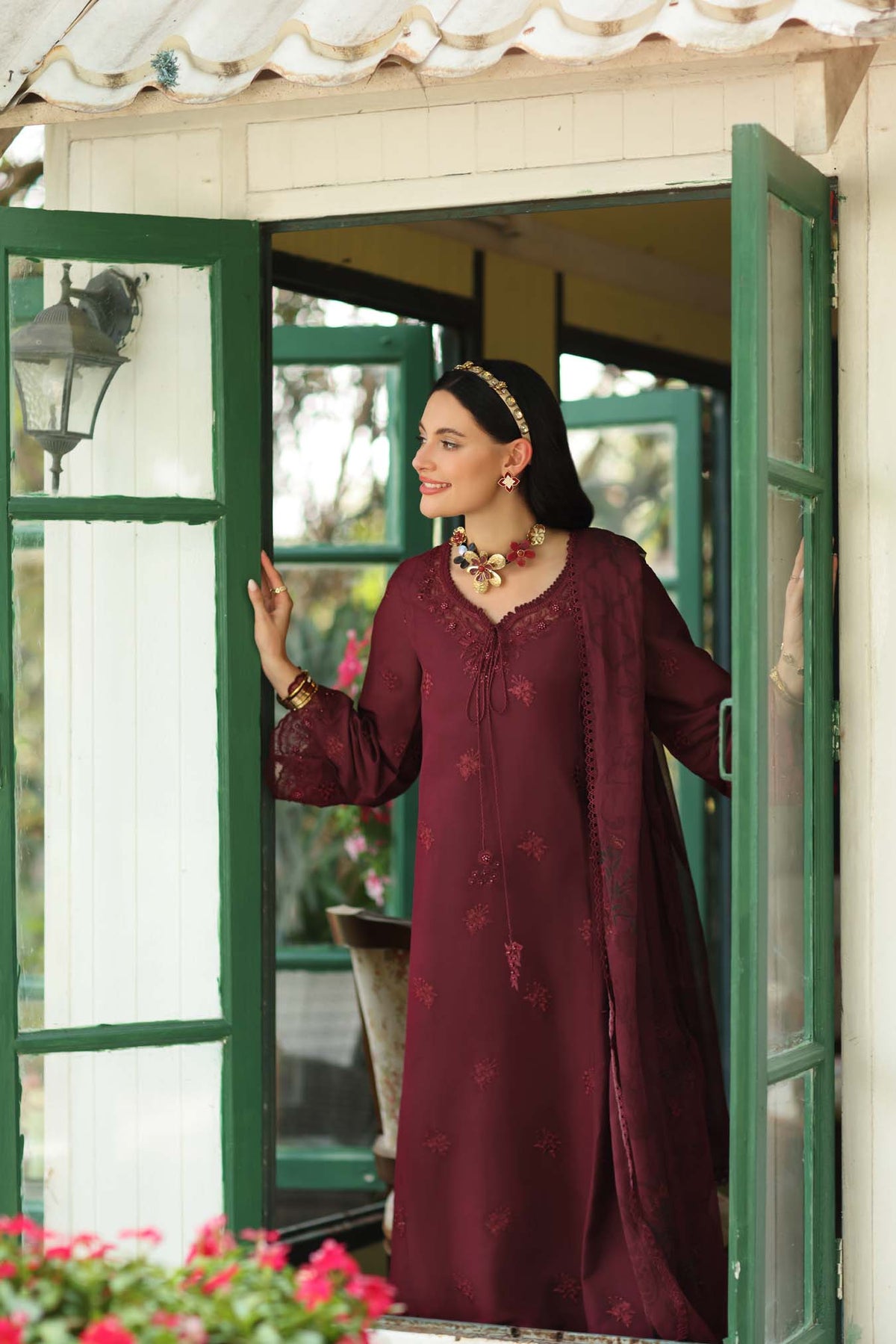 Noor by Saadia Asad | Noor Eid Printskhas 26 |D10 €“ Burgundy-6