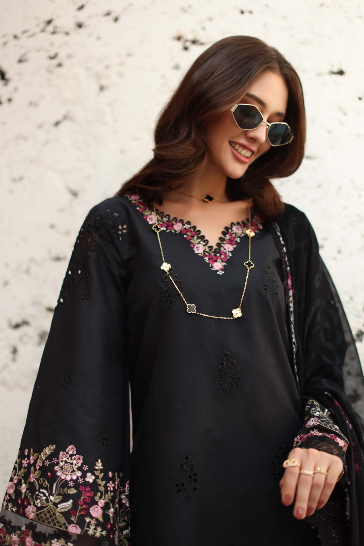 Noor by Saadia Asad | Luxe Chikankari 26 | D1 - B - Midnight Black-3