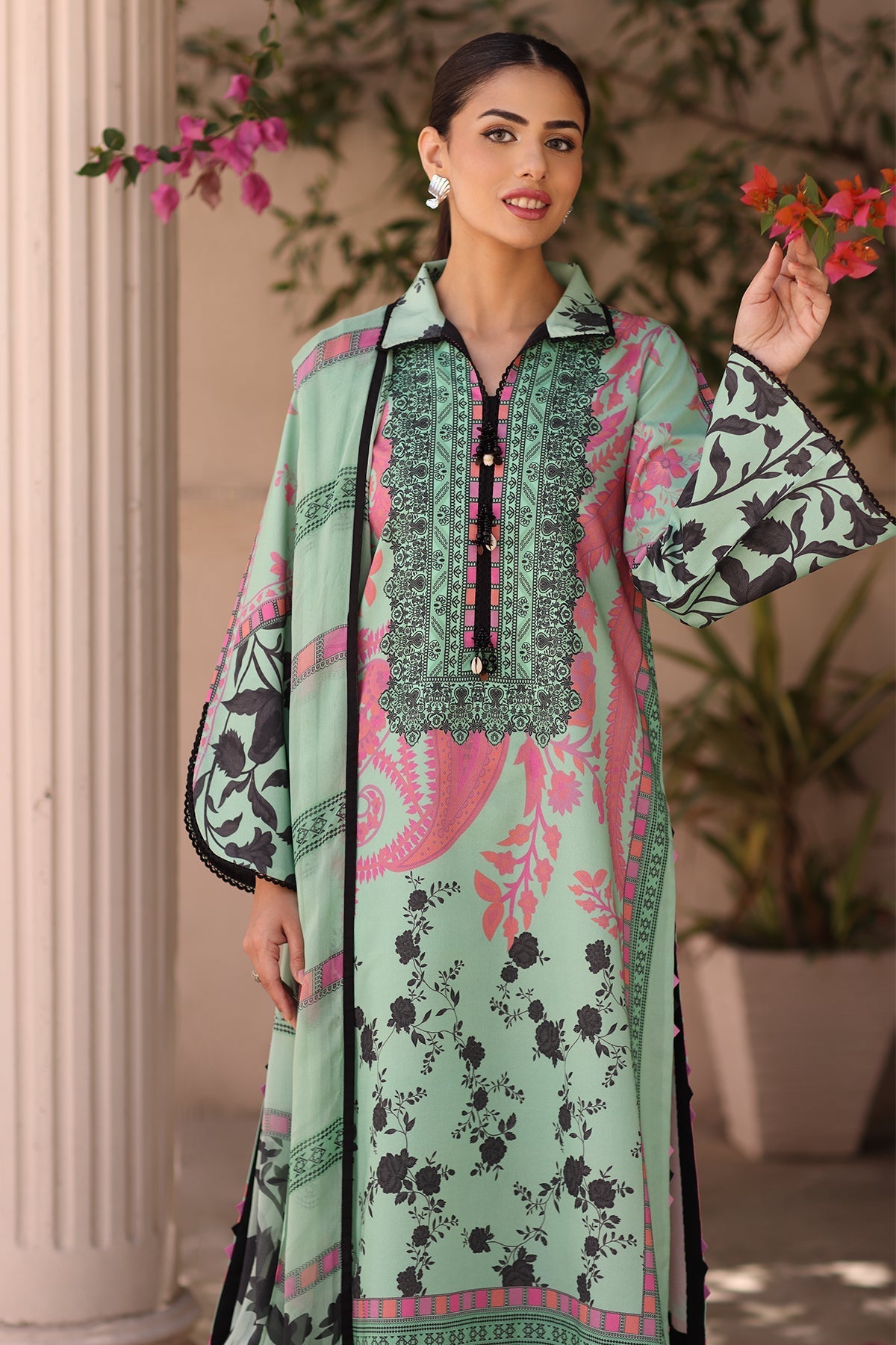 Charizma | C Print Lawn | CP6-19, image 3