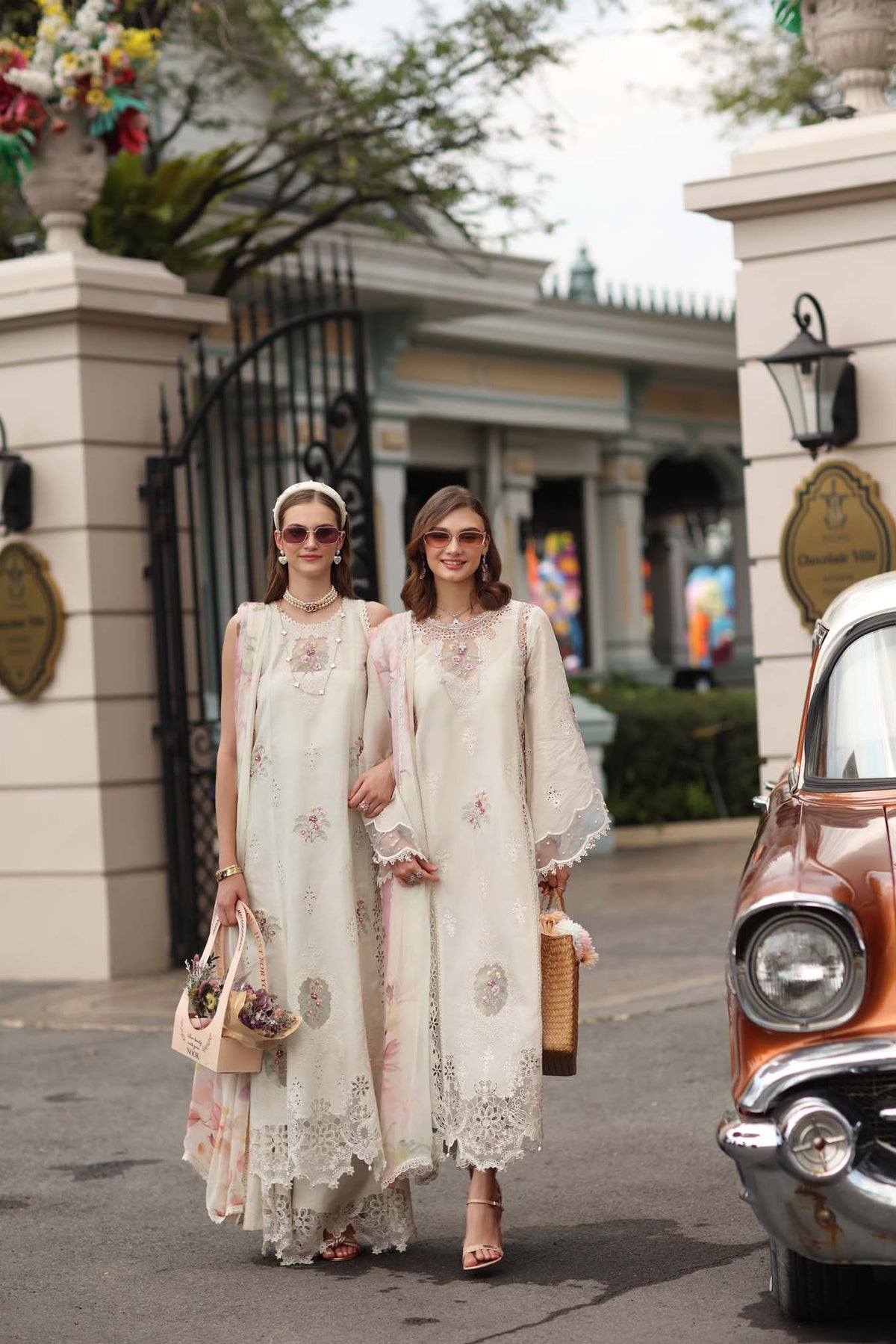 Noor by Saadia Asad | Eid Luxe Chikankari 26 | D2 - Pearl Ivory, image 7