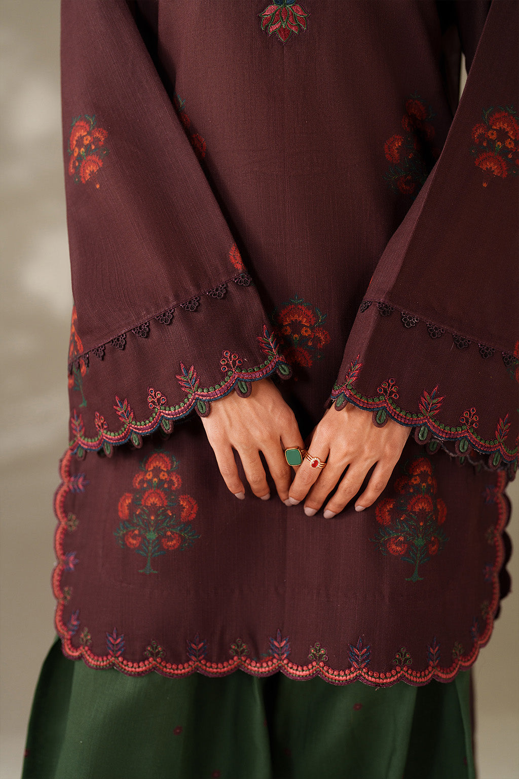 Iznik | Winter Chapter 25 | UE-562 Printed Khaddar, image 6