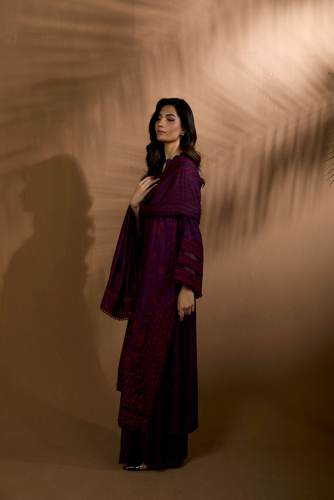 Sobia Nazir | Winter Shawl 25 | Design 2B, image 2