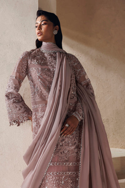 Akbar Aslam | Modern Muse 26 | Lueur