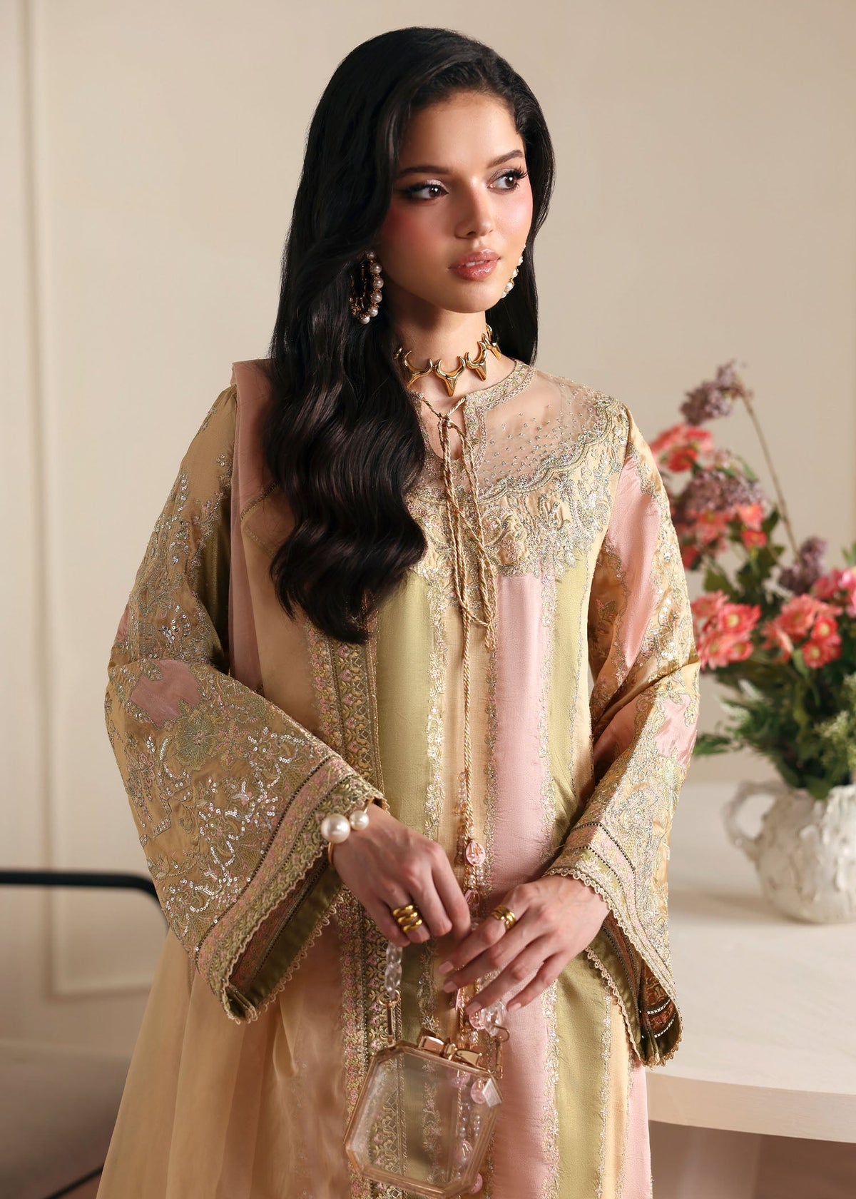 Kanwal Malik | Rea Luxury Pret 26 | Bareeha, image 4