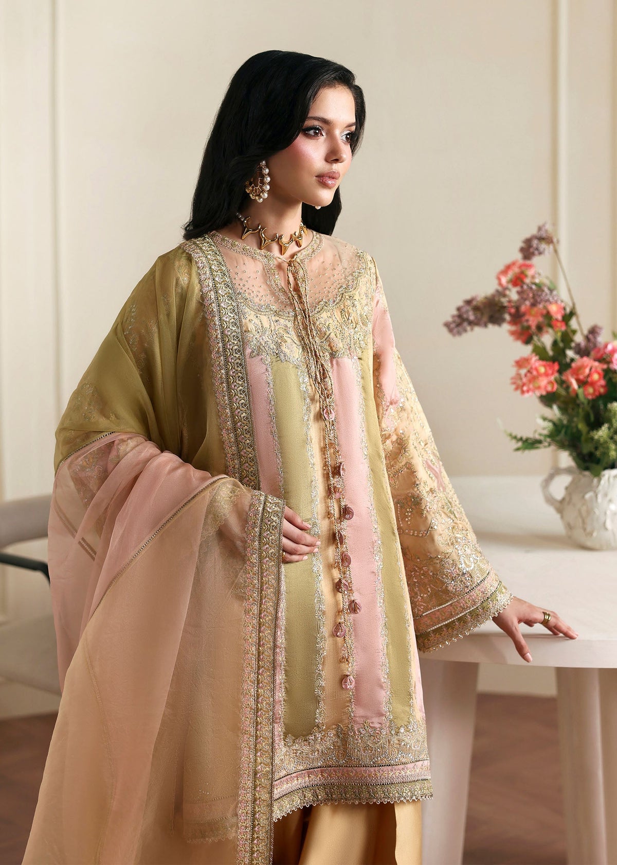 Kanwal Malik | Rea Luxury Pret 26 | Bareeha, image 5