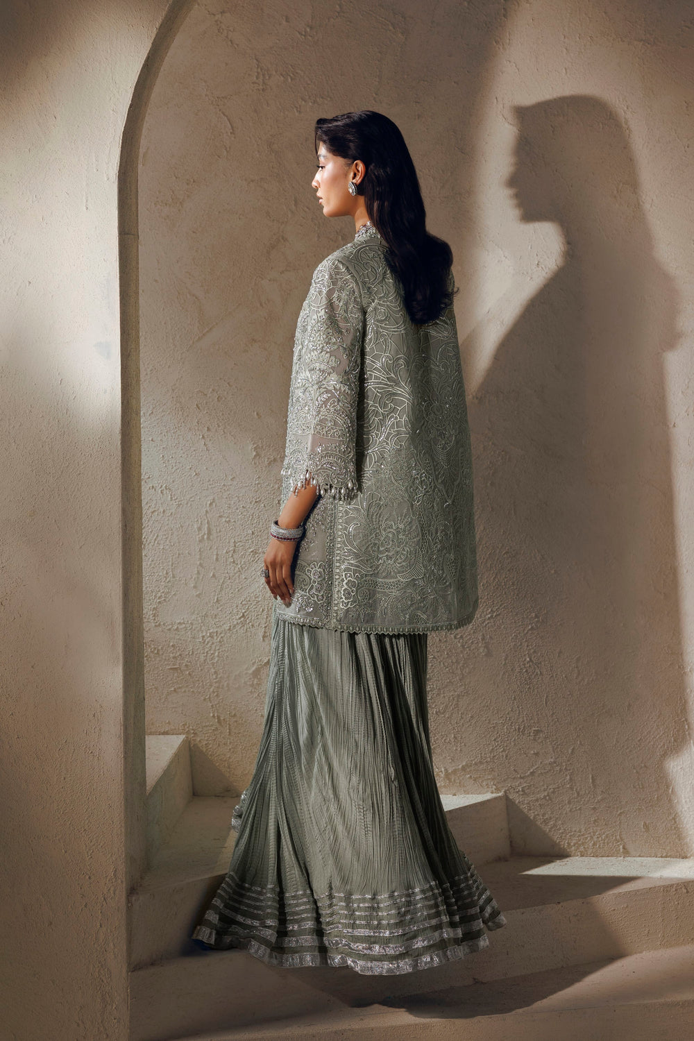 Akbar Aslam | Modern Muse 26 | La Reina, image 2