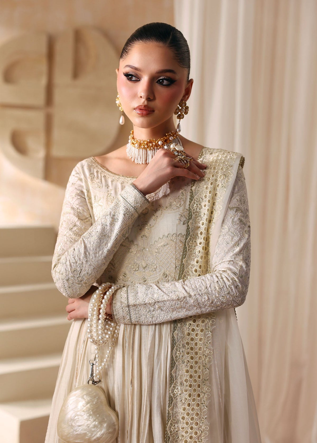Kanwal Malik | Rea Luxury Pret 26 | Nira, image 4