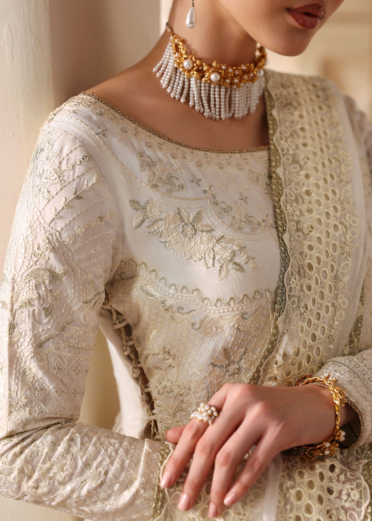 Kanwal Malik | Rea Luxury Pret 26 | Nira, image 3