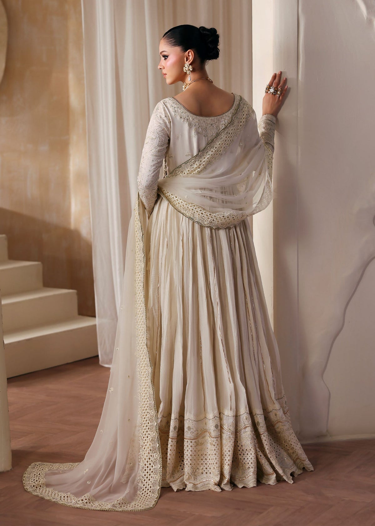 Kanwal Malik | Rea Luxury Pret 26 | Nira, image 2