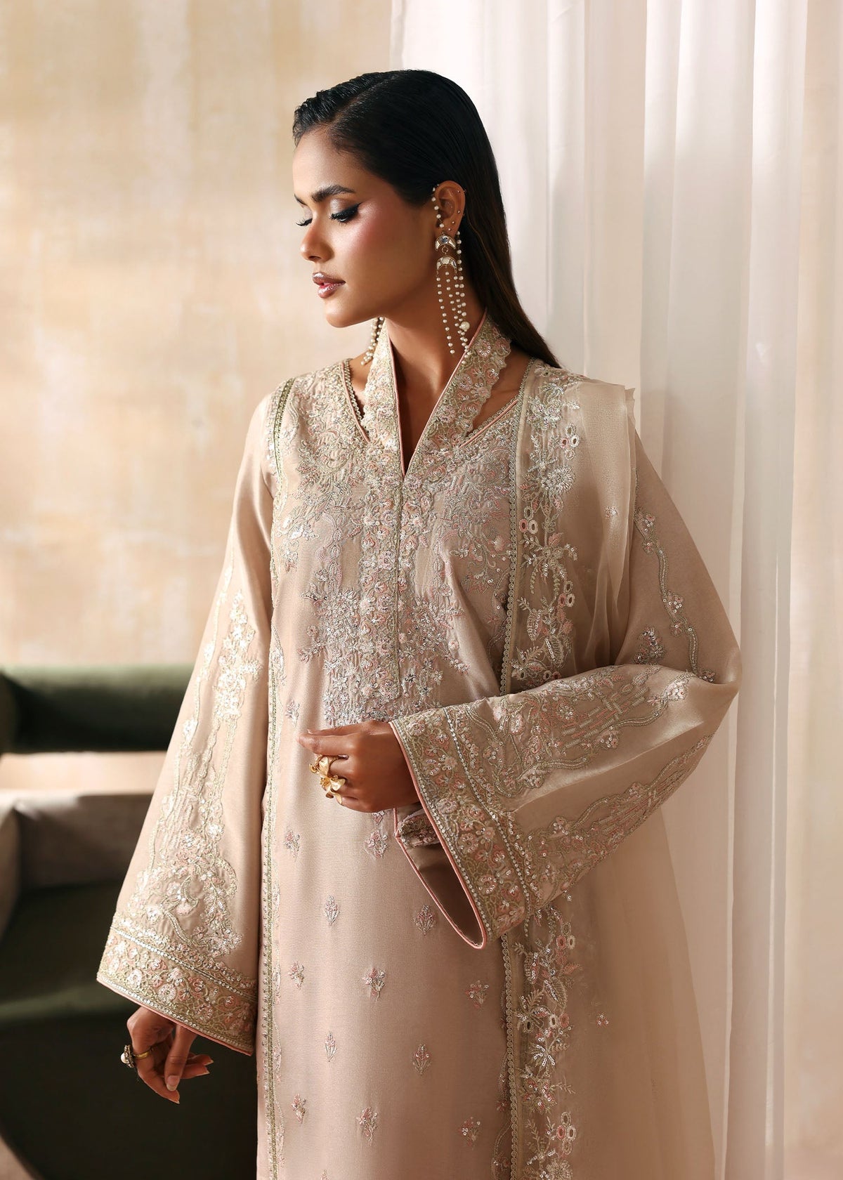 Kanwal Malik | Rea Luxury Pret 26 | Hooria, image 4