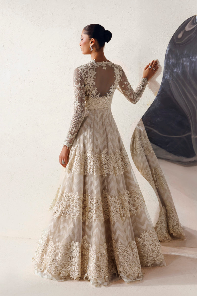 Akbar Aslam | Modern Muse 26 | Vivienne, image 2