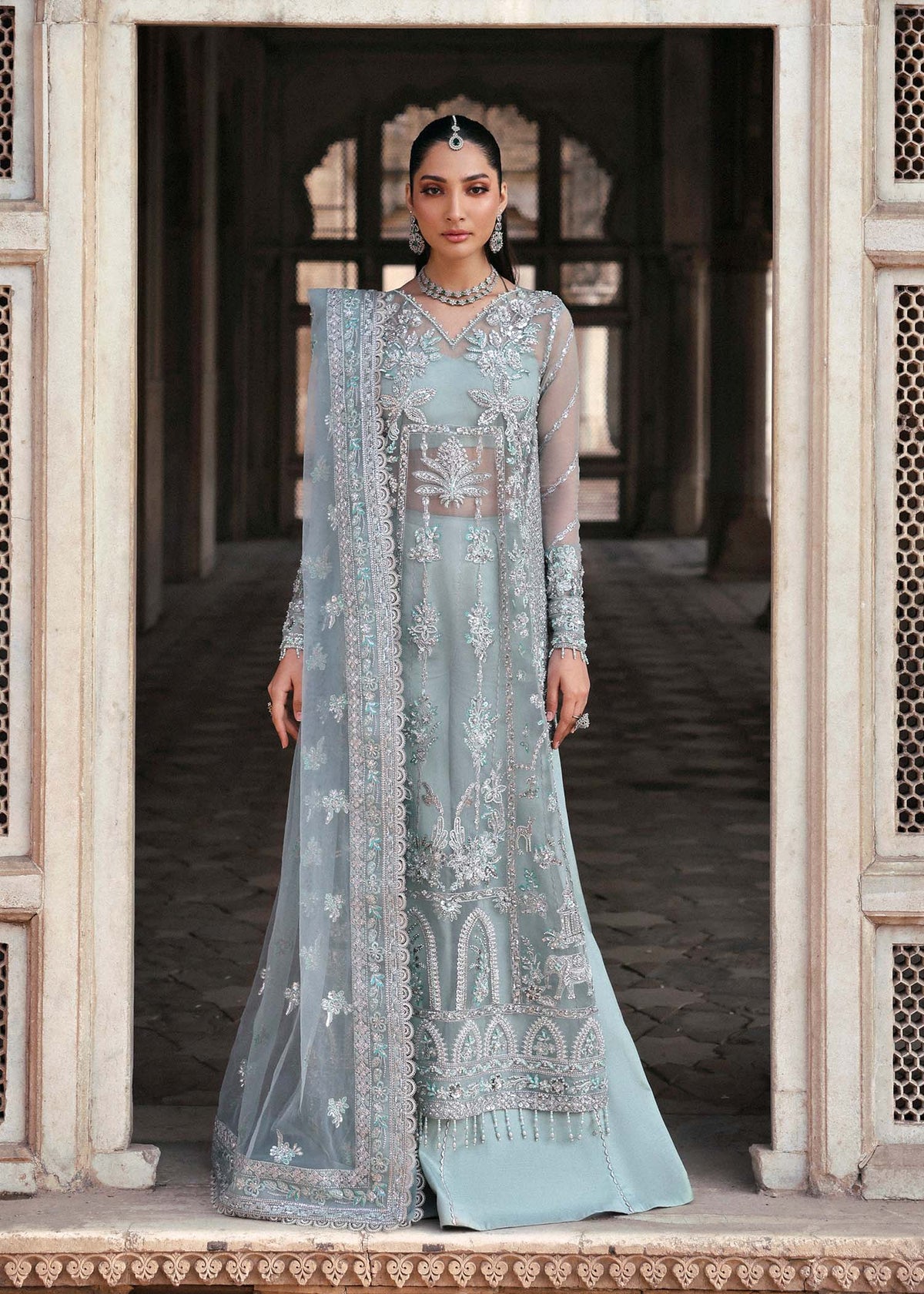Akbar Aslam Mahrosh organza formal suit