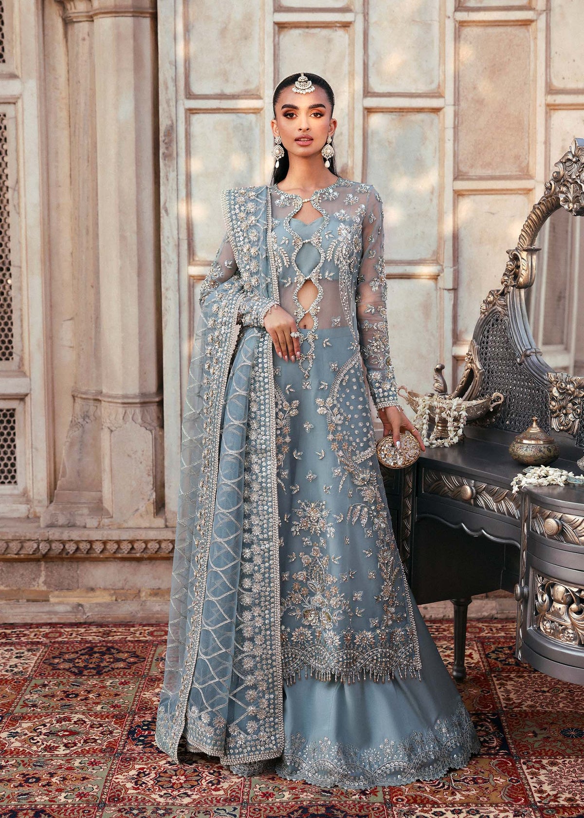 Akbar Aslam Shazmin organza formal suit