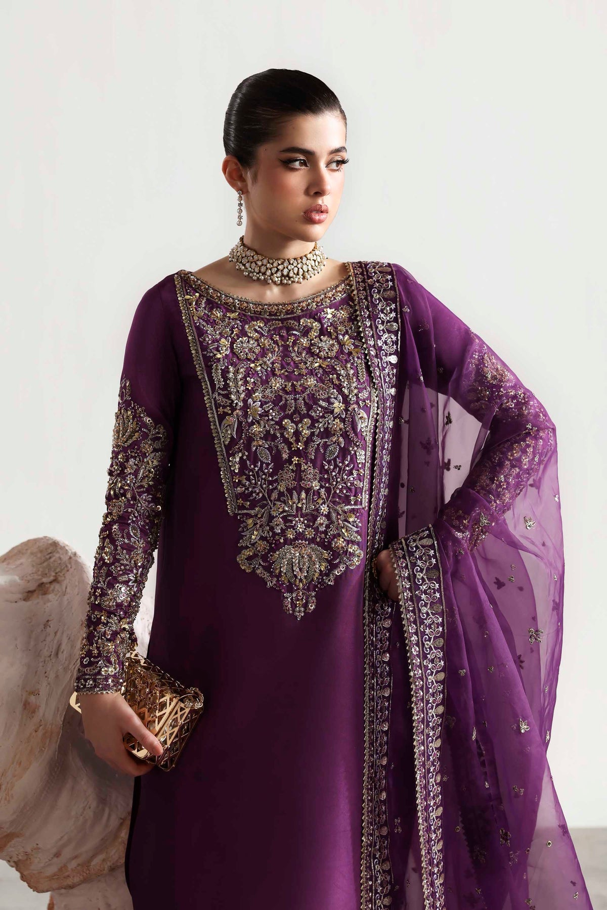 Akbar Aslam Lapis silk formal suit, photo 3