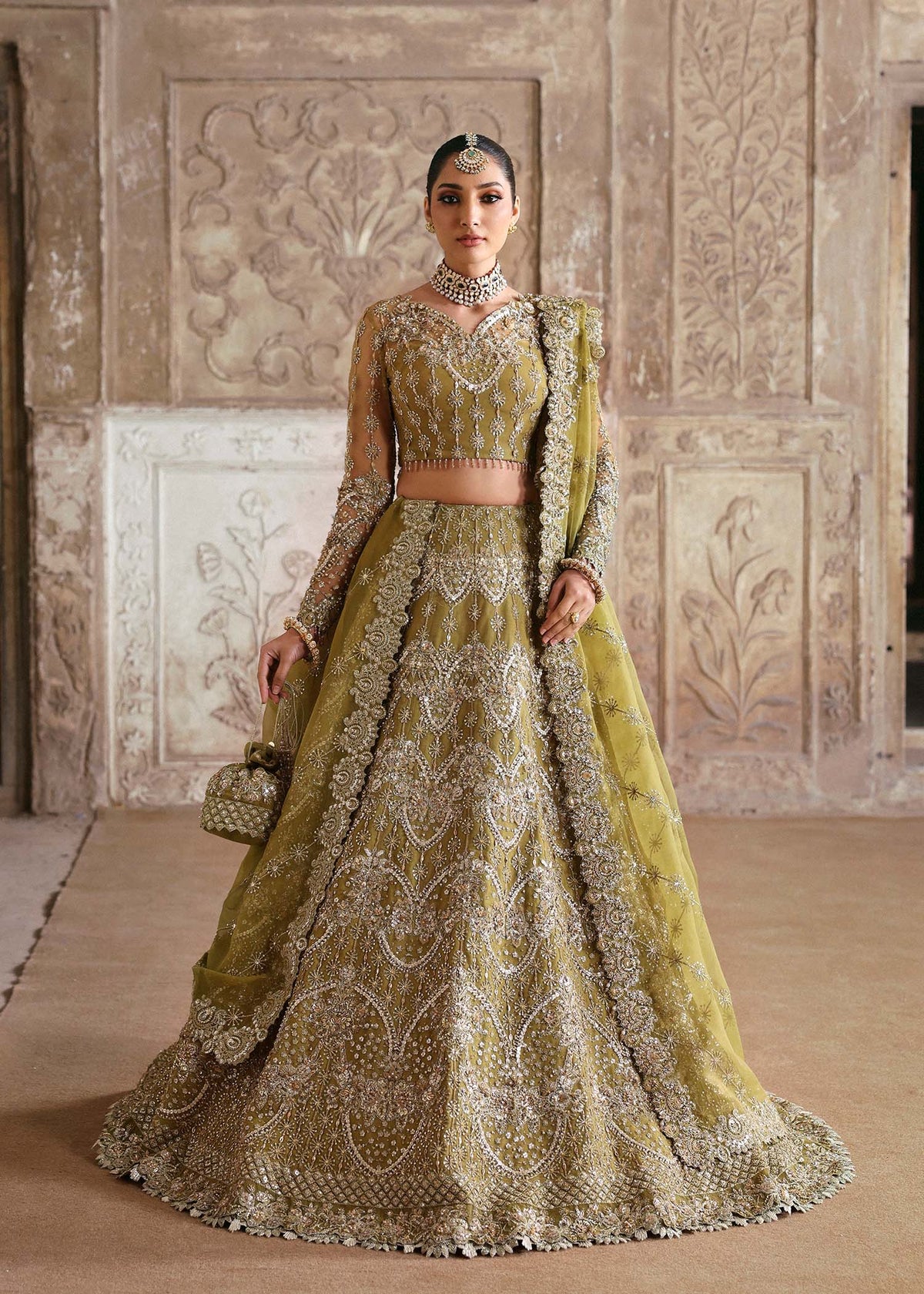 Akbar Aslam Zarnigar net bridal lehenga choli
