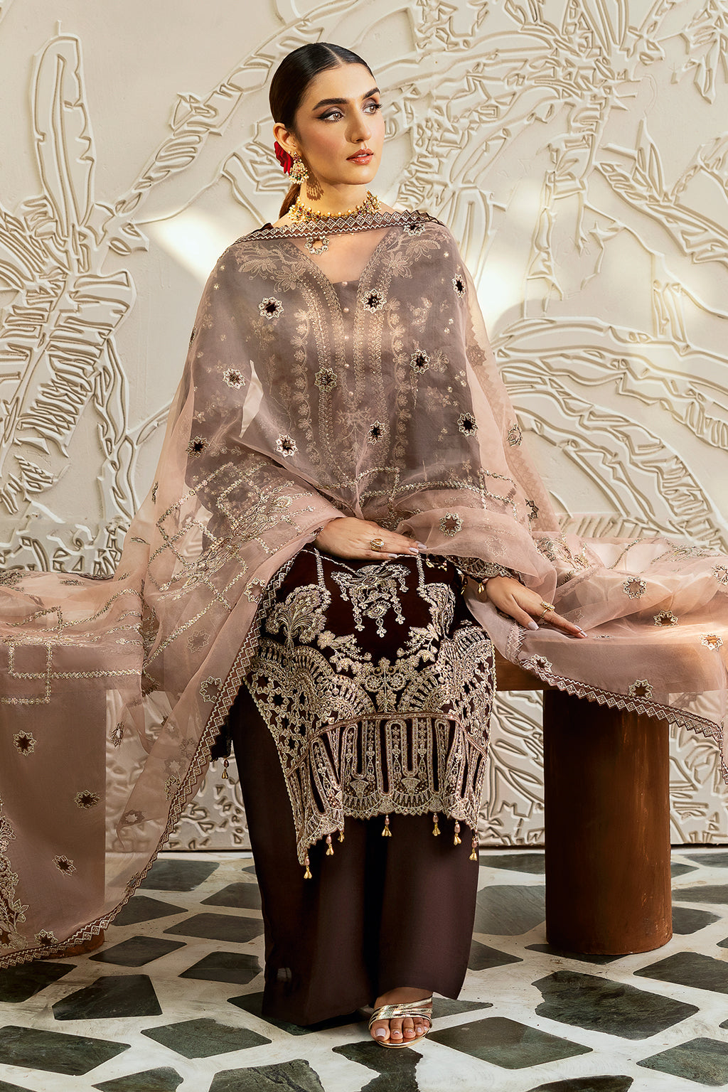 Ramsha | Velvet Collection | V-606, image 3