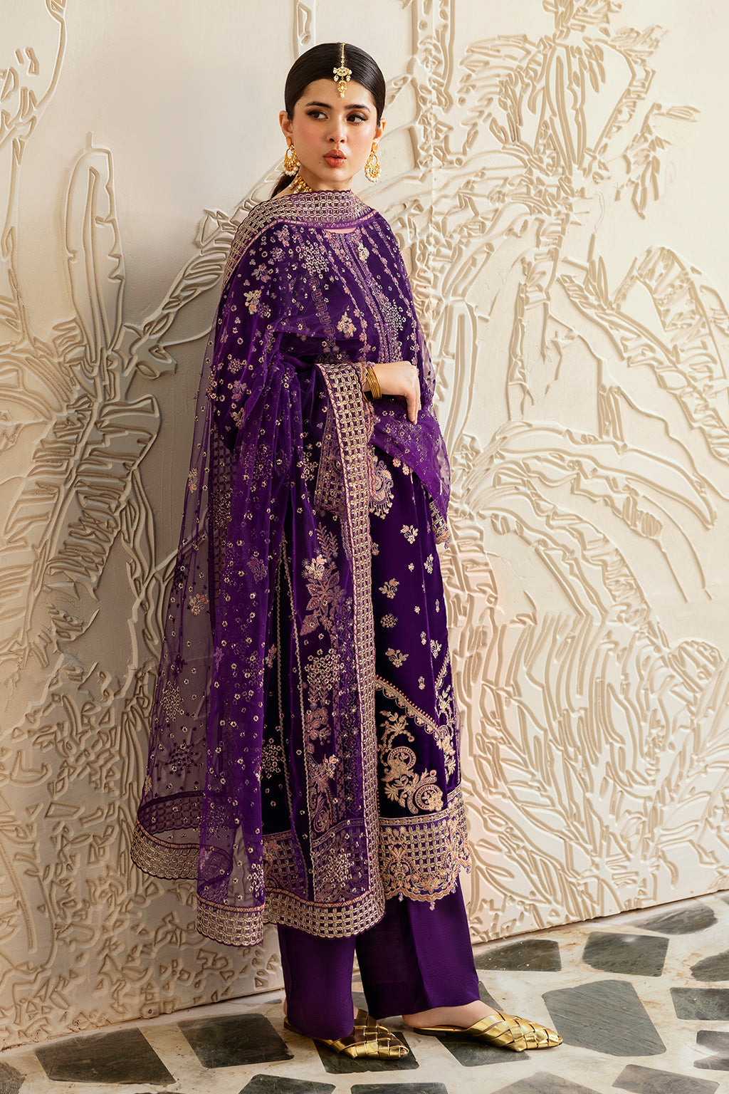 Ramsha | Velvet Collection | V-602, image 3